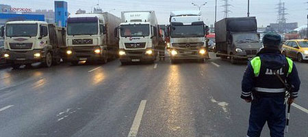Как министр транспорта обманул водителей, депутатов и премьер-министра Медведева